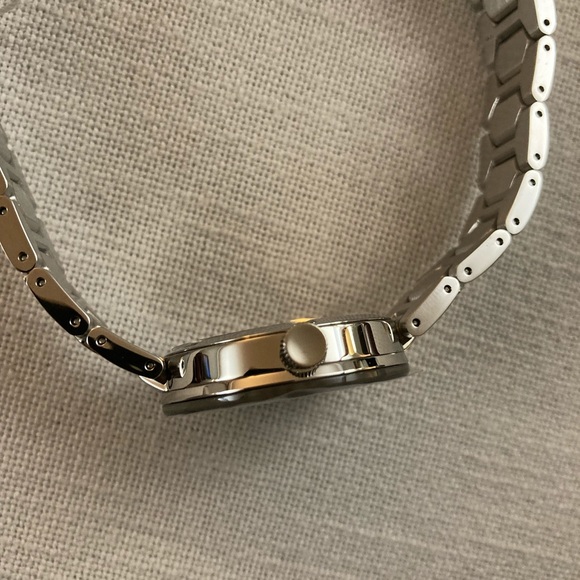 Movado Bold Silver Stainless Steel Watch Rose Gold Dial Quartz 3600381 Gift Box - Picture 8 of 16